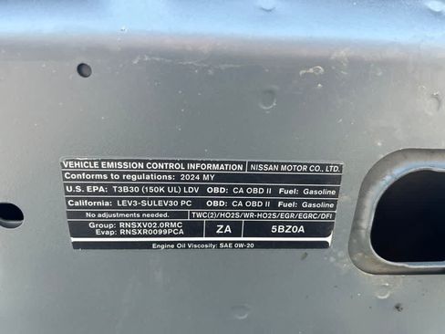 Used 2024 Nissan Sentra SV FWD image 7
