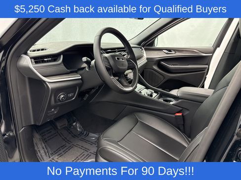 New 2025 Jeep Grand Cherokee Limited image 11