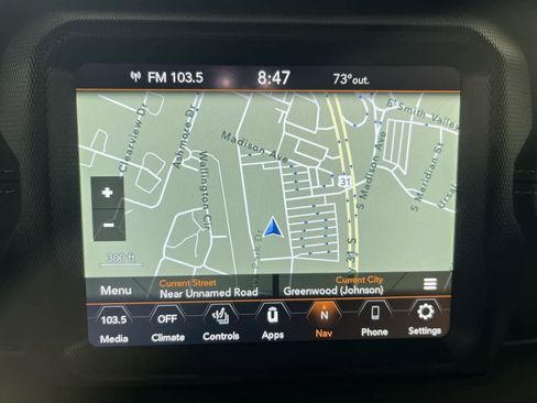 Used 2022 Jeep Wrangler Unlimited Sahara w/ Cold Weather Group AWD/4WD image 20