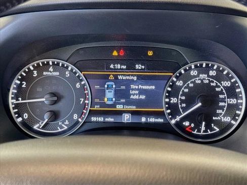 Used 2024 Nissan Armada SL w/ Captain's Chairs Package RWD image 12