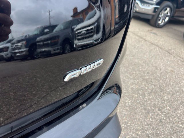 Certified 2024 Ford Edge SEL w/ Convenience Package AWD/4WD image 24