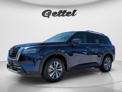 Certified 2025 Nissan Pathfinder SL AWD/4WD image 1