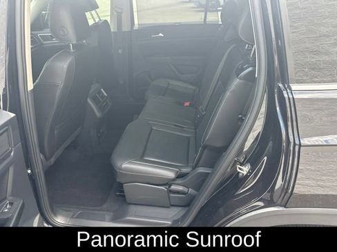 Used 2021 Volkswagen Atlas SE w/ Panoramic Sunroof Package FWD image 16