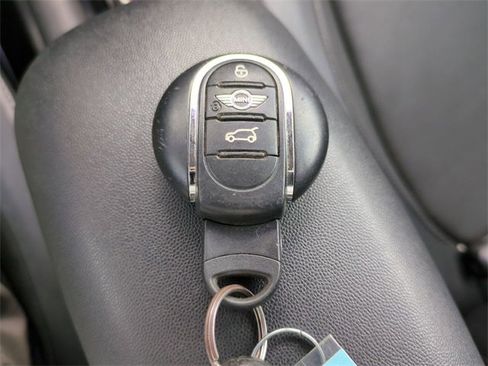 Used 2014 MINI Cooper 2-Door Hardtop image 33