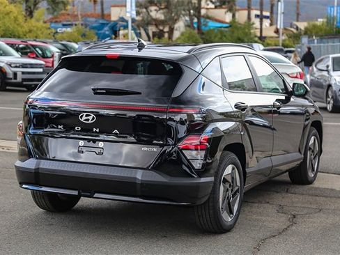 New 2025 Hyundai Kona SEL image 4