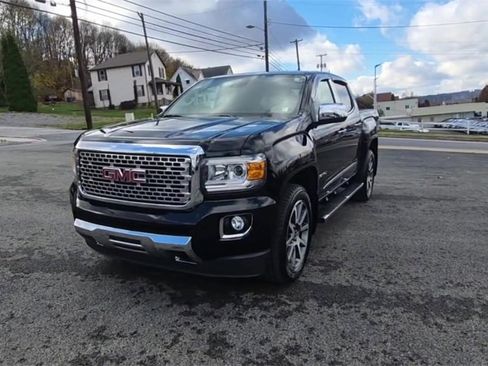 Used 2020 GMC Canyon Denali image 5