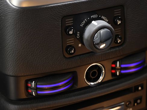 Used 2013 Rolls-Royce Ghost RWD image 79