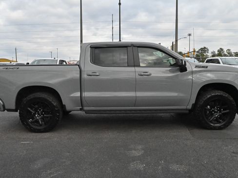 Used 2024 Chevrolet Silverado 1500 RST image 12