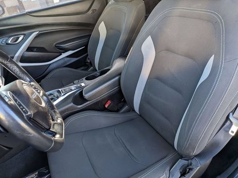 Used 2020 Chevrolet Camaro LT RWD image 15