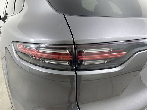 Certified 2020 Porsche Cayenne AWD/4WD image 17