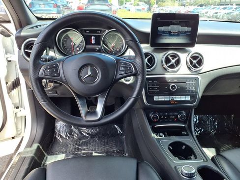 Used 2020 Mercedes-Benz GLA 250 image 9