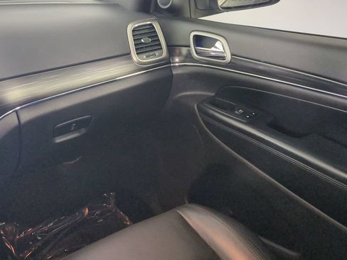 Used 2020 Jeep Grand Cherokee Limited RWD image 20