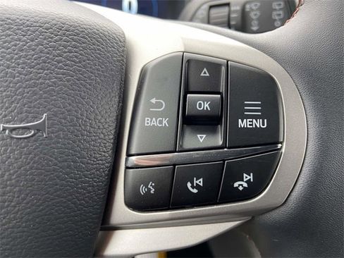 New 2026 Ford Explorer Active w/ Active Comfort Package image 15