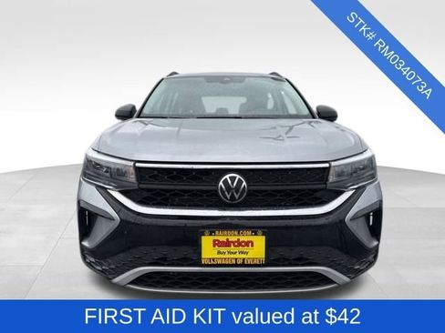 Used 2024 Volkswagen Taos S image 3