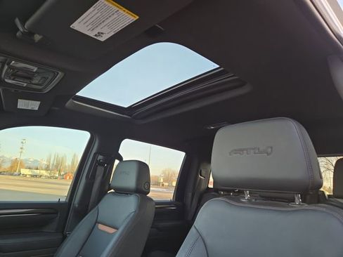 Used 2025 GMC Sierra 3500 AT4 w/ AT4 Premium Plus Package image 31