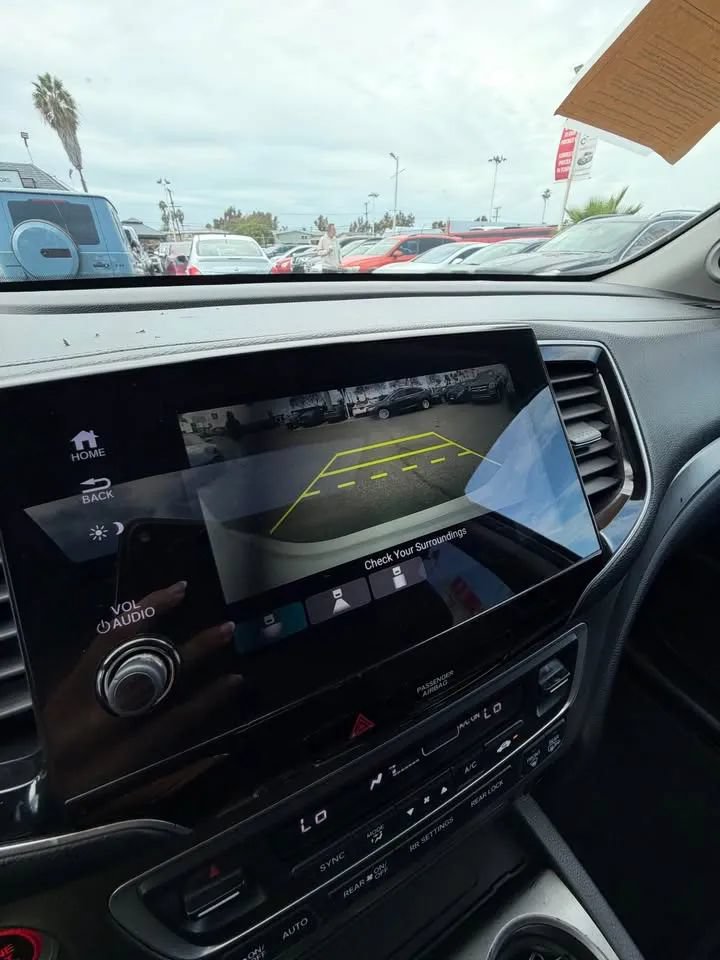 Used 2021 Honda Pilot Special Edition image 11