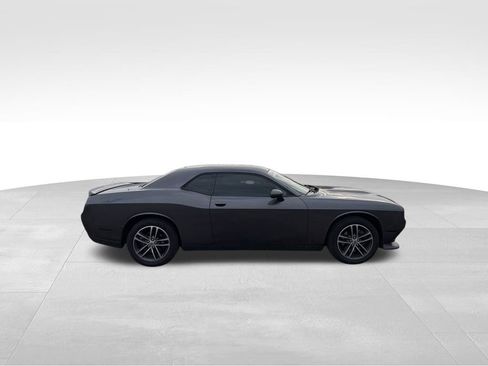 Certified 2019 Dodge Challenger GT w/ Driver Convenience Group image 9