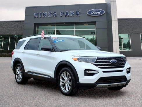 Used 2021 Ford Explorer XLT w/ Equipment Group 202A AWD/4WD image 1