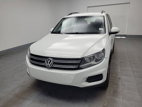 Used 2018 Volkswagen Tiguan Limited w/ Premium Package image 15