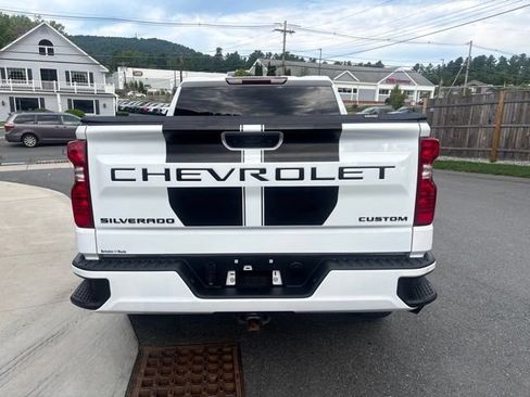 Used 2023 Chevrolet Silverado 1500 Custom w/ Rally Edition AWD/4WD image 7