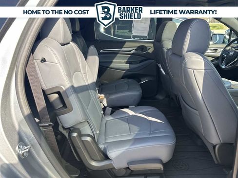 Used 2024 Buick Enclave Essence w/ Experience Buick Package image 27