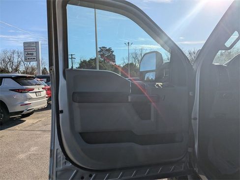 Used 2021 Ford F250 XLT w/ Tremor Off-Road Package image 11