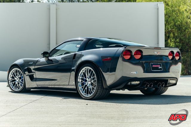 Used 2009 Chevrolet Corvette ZR1 w/ Preferred Equipment Group RWD image 49