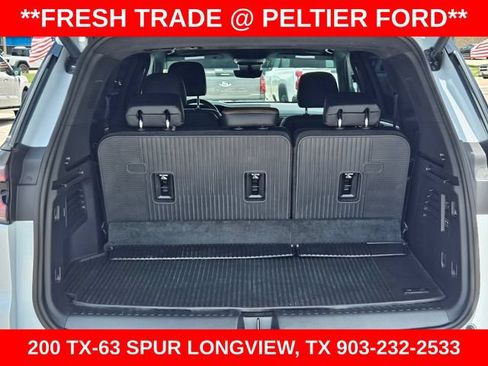 Used 2026 GMC Acadia Denali Ultimate w/ LPO, Floor Liner Package AWD/4WD image 8