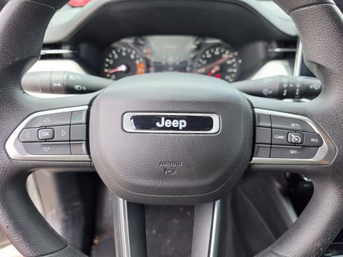 Used 2023 Jeep Compass Sport AWD/4WD image 30