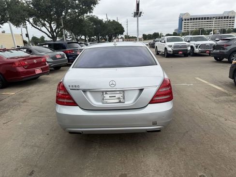 Used 2010 Mercedes-Benz S 550 image 6