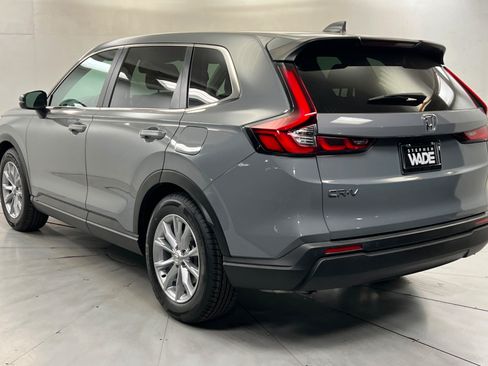Used 2025 Honda CR-V EX-L image 3