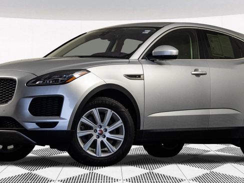 Used 2018 Jaguar E-PACE S image 2