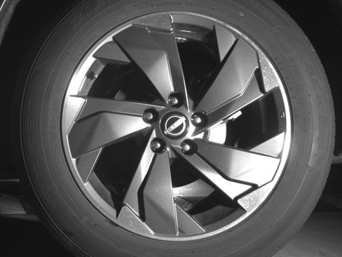 Used 2025 Nissan Rogue SV image 14