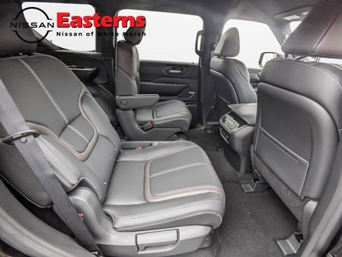 New 2026 Nissan Armada SL w/ Captain's Chari Seat Package image 24