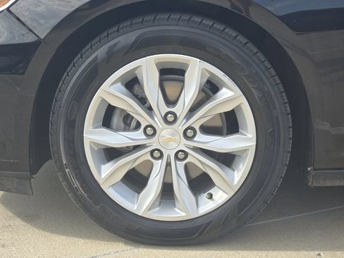 Used 2024 Chevrolet Malibu LT FWD image 12