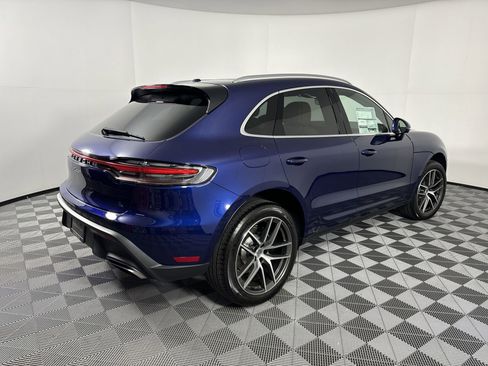 Used 2025 Porsche Macan image 9