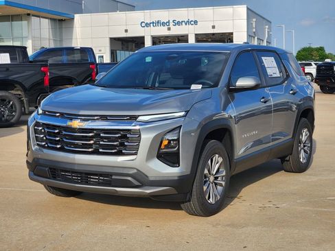 New 2026 Chevrolet Equinox LT w/ LPO, Floor Liner Package FWD image 2