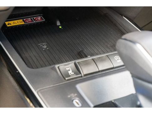 Certified 2026 Toyota Corolla Cross XLE w/ Convenience Package image 27