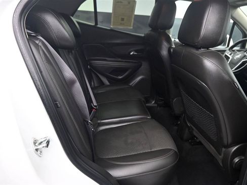 Used 2018 Buick Encore Preferred AWD/4WD image 9