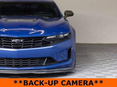 Used 2021 Chevrolet Camaro LT RWD image 5