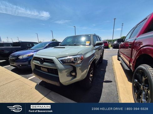 Used 2023 Toyota 4Runner TRD Off-Road Premium w/ Off Road Premium Plus Package AWD/4WD image 1