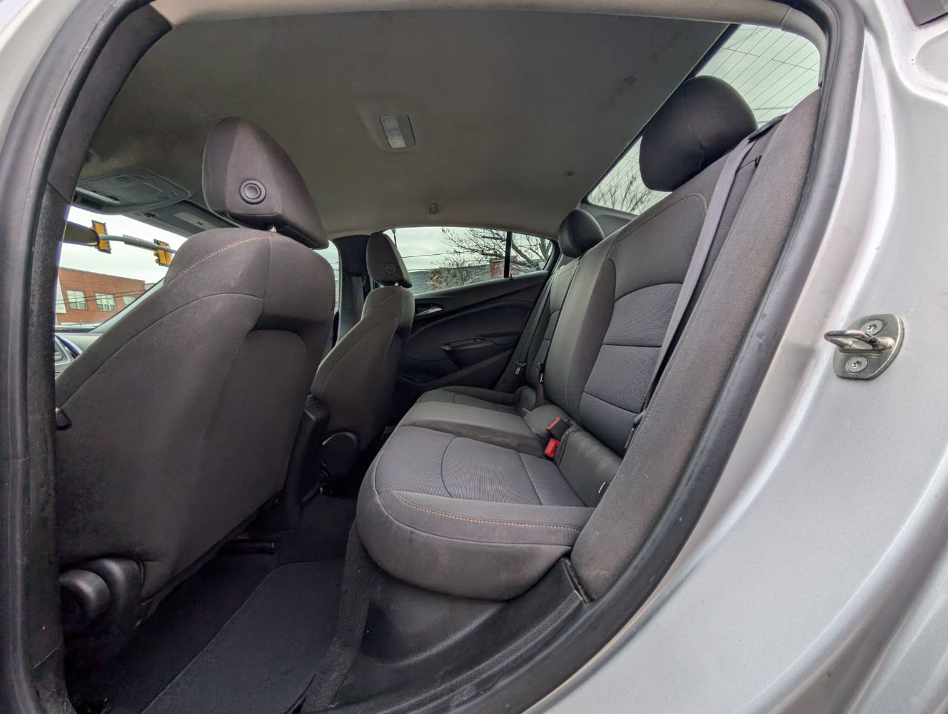 Used 2019 Chevrolet Cruze LS FWD image 17