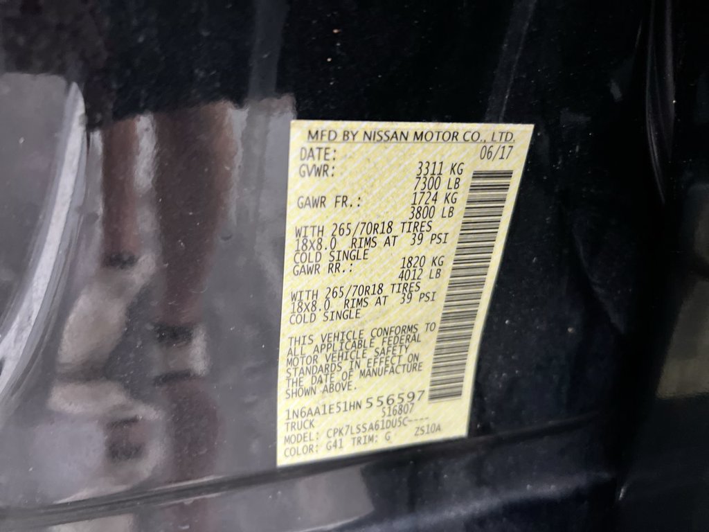 Used 2017 Nissan Titan SV AWD/4WD image 28
