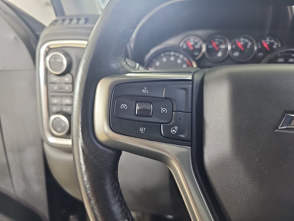 Used 2020 Chevrolet Silverado 1500 LT Trail Boss AWD/4WD image 21