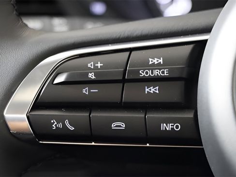 New 2025 MAZDA MAZDA3 2.5 Turbo Sedan w/Premium Plus image 23