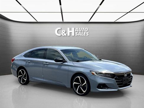Used 2022 Honda Accord Sport image 3
