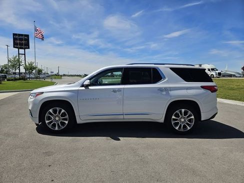 Used 2020 Chevrolet Traverse Premier w/ LPO, Floor Liner Package AWD/4WD image 4