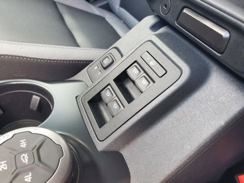 Certified 2024 Ford Bronco Black Diamond image 26