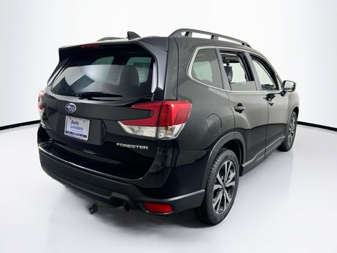 Used 2023 Subaru Forester Limited AWD/4WD image 5