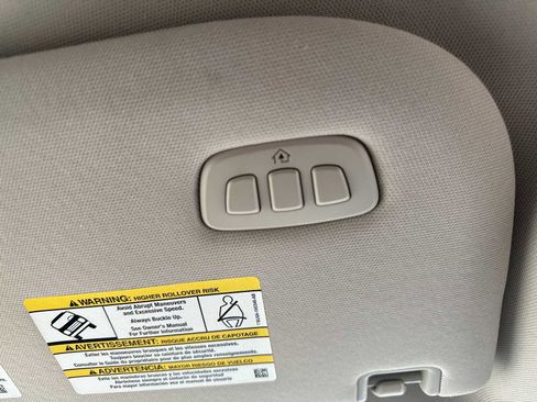 Used 2024 Ford Expedition XLT image 33